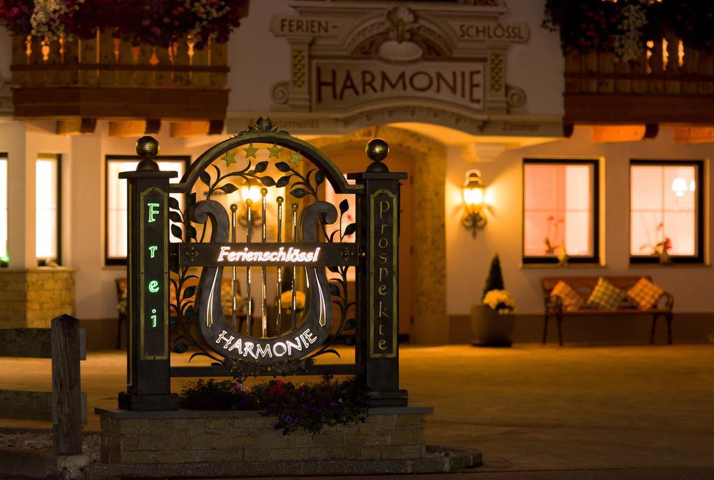 Ferienschloessl Harmonie Ξενοδοχείο Holzgau Εξωτερικό φωτογραφία
