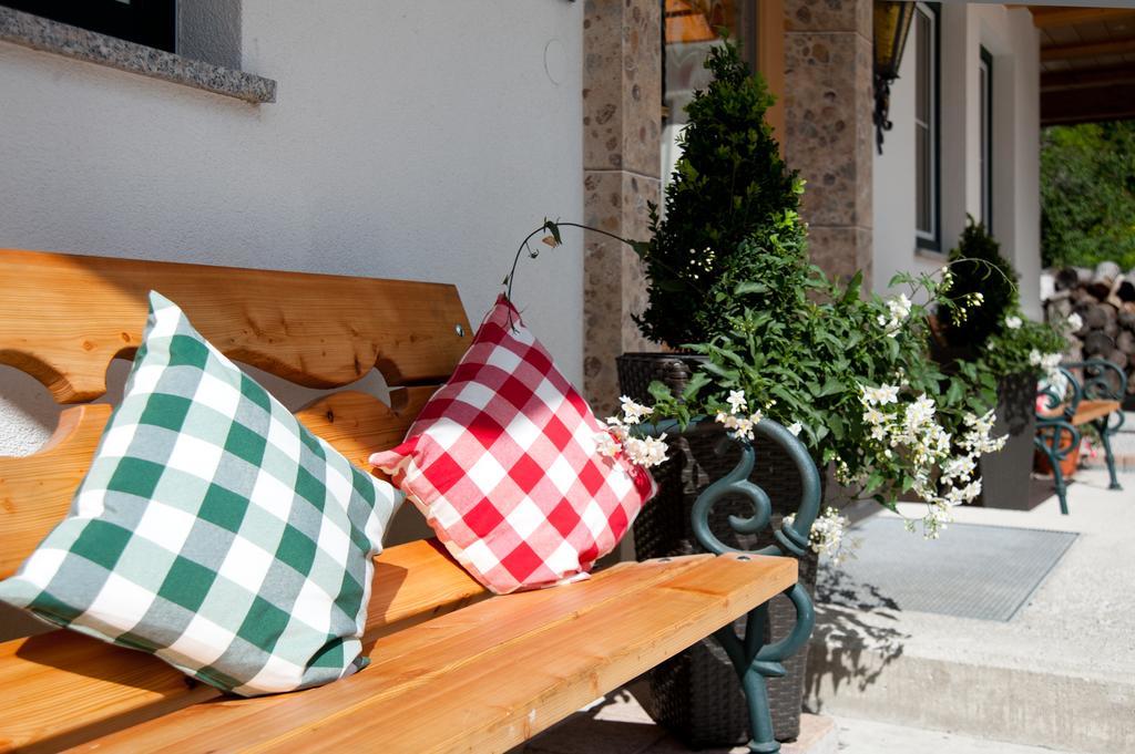 Ferienschloessl Harmonie Ξενοδοχείο Holzgau Εξωτερικό φωτογραφία